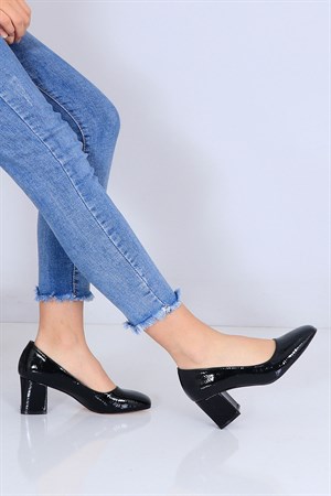 Siyah kırışık Kalın Topuk Kadın Ayakkabı 830