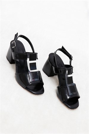 Siyah kırışık Kalın Topuklu Kadın Sandalet 469