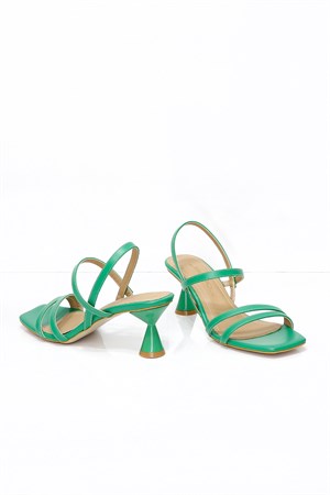 Yeşil Topuklu Kadın Sandalet 823